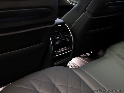 Certified 2023 BMW X7 xDrive40i w/ Premium Package image 15