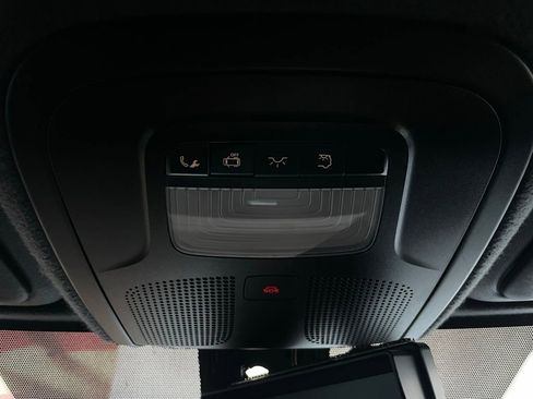 Used 2023 Mercedes-Benz Sprinter 1500 image 35