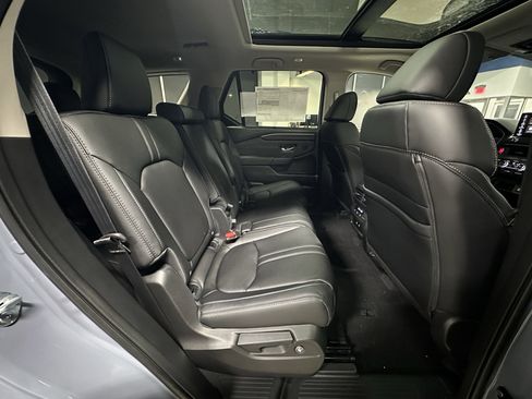 New 2026 Honda Pilot Touring image 22