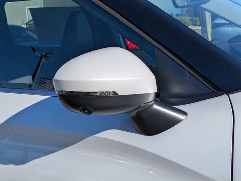 New 2026 Mitsubishi Outlander SE image 12