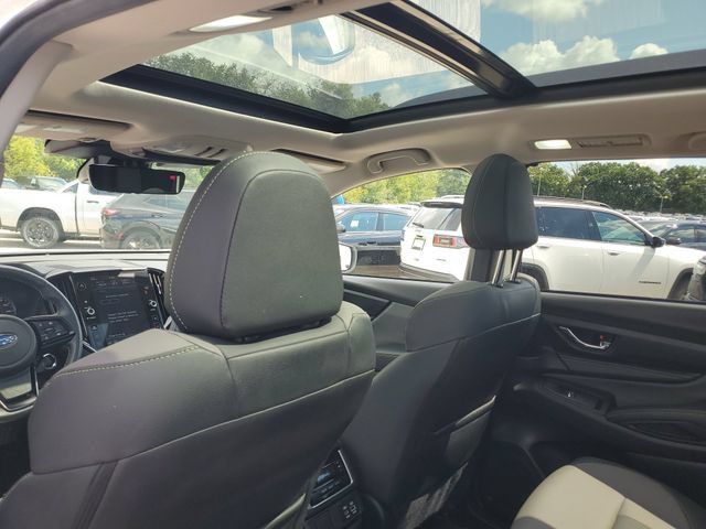Used 2023 Subaru Ascent Onyx Edition AWD/4WD image 8