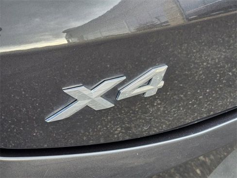 Used 2024 BMW X4 xDrive30i image 16