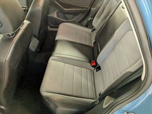 Used 2025 Volkswagen Jetta SE image 19