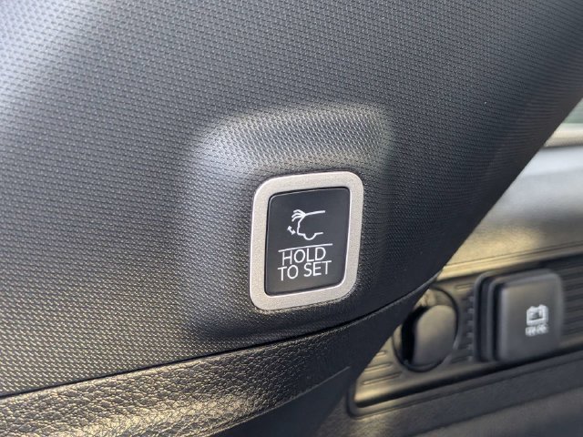 New 2027 Jeep Grand Cherokee Limited w/ Limited Altitude Package AWD/4WD image 14