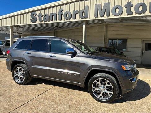 Used 2020 Jeep Grand Cherokee Overland AWD/4WD image 3