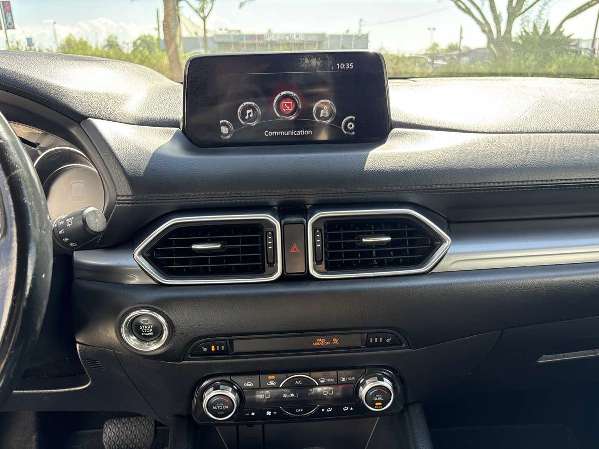 Used 2018 MAZDA CX-5 Touring w/ Preferred Equipment Package FWD image 23
