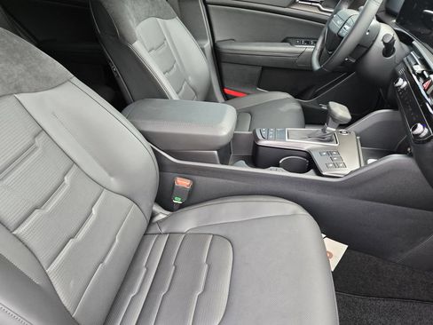 New 2026 Kia Sportage SX FWD image 10