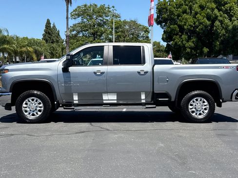 Used 2025 Chevrolet Silverado 3500 LT AWD/4WD image 8