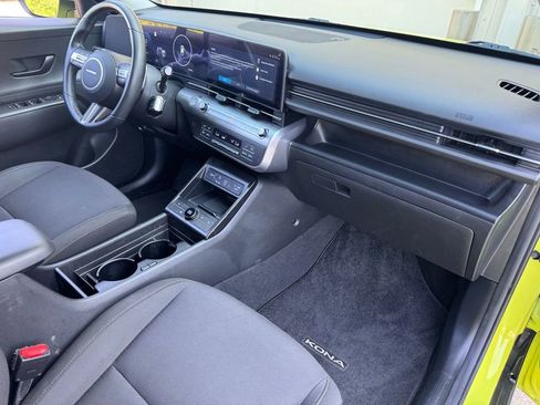 Certified 2025 Hyundai Kona SEL FWD image 16