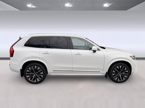 Used 2026 Volvo XC90 B6 Plus w/ Protection Package image 8