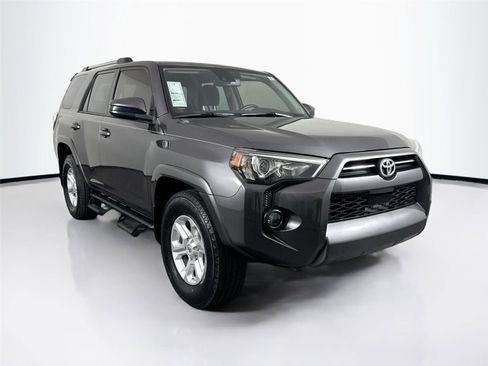 Used 2020 Toyota 4Runner SR5 image 8