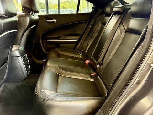 Used 2021 Dodge Charger SXT w/ Leather Interior Group image 17