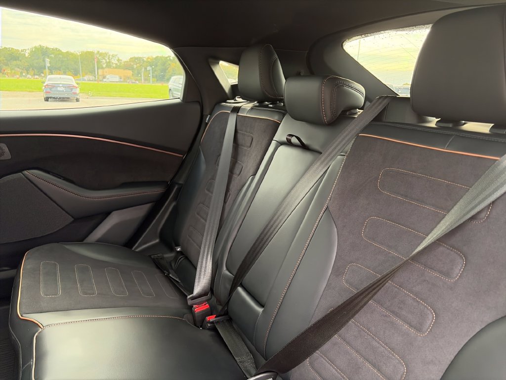 Used 2023 Ford Mustang Mach-E GT AWD/4WD image 31