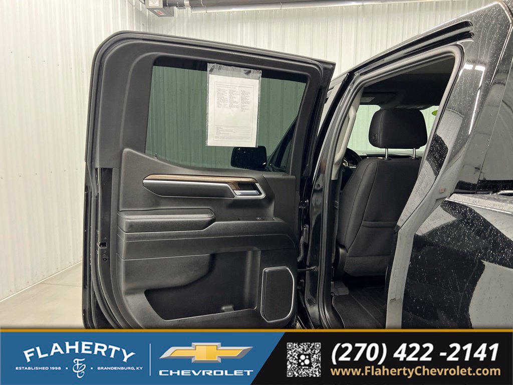 Used 2022 Chevrolet Silverado 1500 RST AWD/4WD image 10