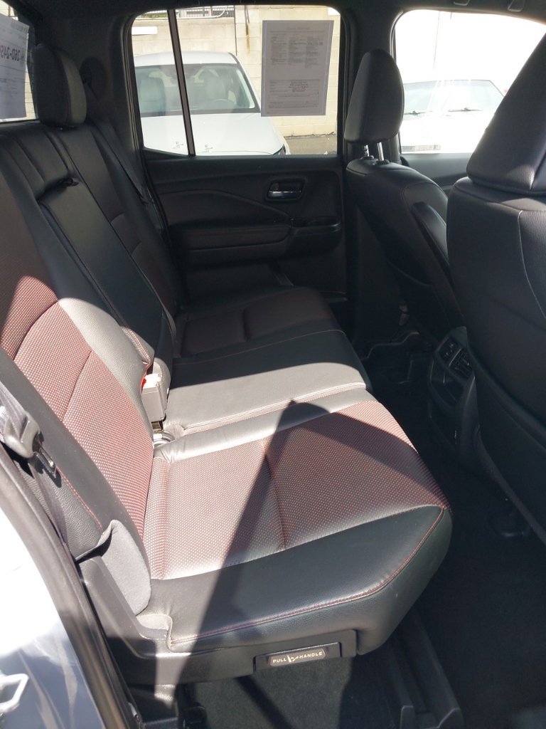 Used 2023 Honda Ridgeline Black Edition image 11
