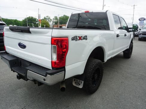 Used 2019 Ford F250 XLT w/ XLT Value Package AWD/4WD image 6