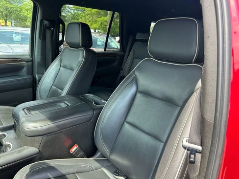 Used 2021 Chevrolet Tahoe Premier image 19