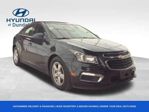 Used 2016 Chevrolet Cruze LT w/ Technology Package image 2