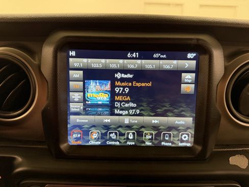 Used 2021 Jeep Wrangler Unlimited Sport image 22