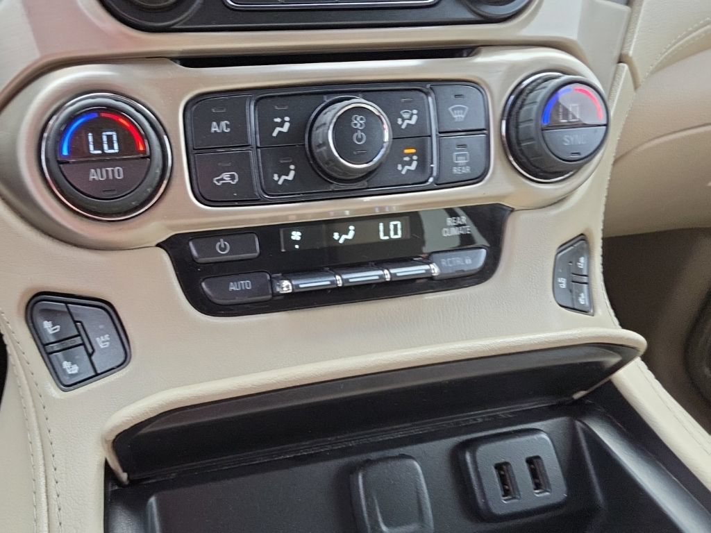 Used 2016 GMC Yukon Denali w/ Open Road Package AWD/4WD image 18