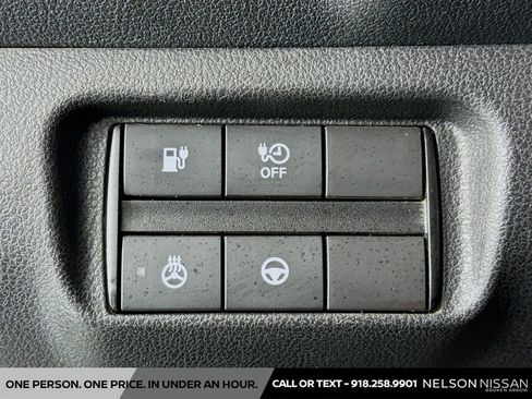 Used 2018 Nissan Leaf SL w/ SL Technology Package FWD image 10