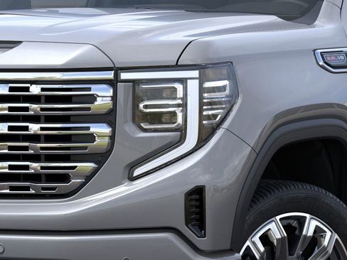 New 2025 GMC Sierra 1500 Denali image 10
