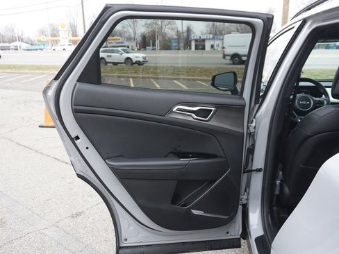 Used 2023 Kia Sportage X-Line w/ X-Line Premium Package image 28