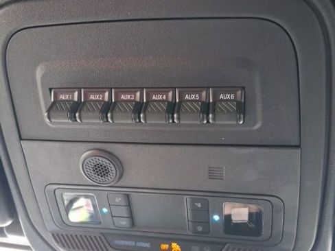 Used 2022 Ford Bronco Wildtrak image 28