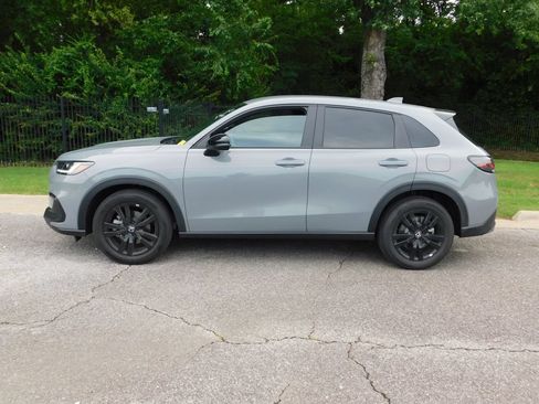 Certified 2026 Honda HR-V Sport image 2