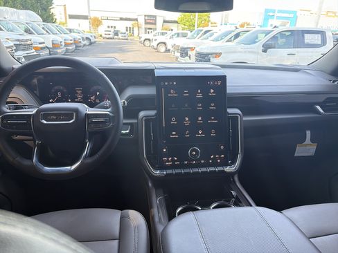 Used 2026 GMC Yukon XL Elevation image 27