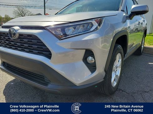 Used 2021 Toyota RAV4 XLE image 24