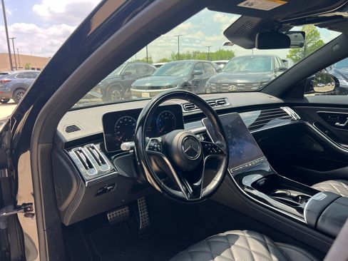 Used 2022 Mercedes-Benz S 580 4MATIC Sedan image 26