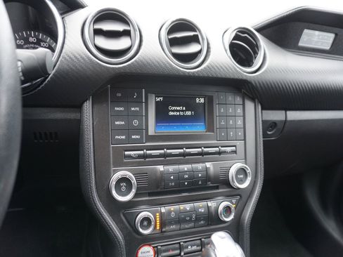 Used 2017 Ford Mustang Coupe image 16