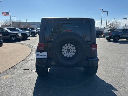 Used 2012 Jeep Wrangler Rubicon w/ PWR Convenience Group image 26