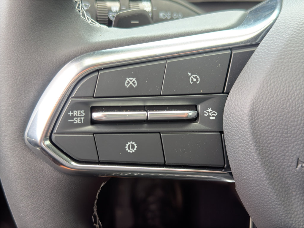 New 2026 Chevrolet Traverse LT w/ Driver Confidence Package FWD image 16
