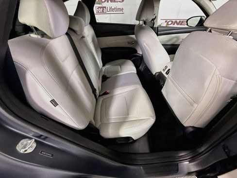 Certified 2025 Hyundai Tucson SEL AWD/4WD image 29