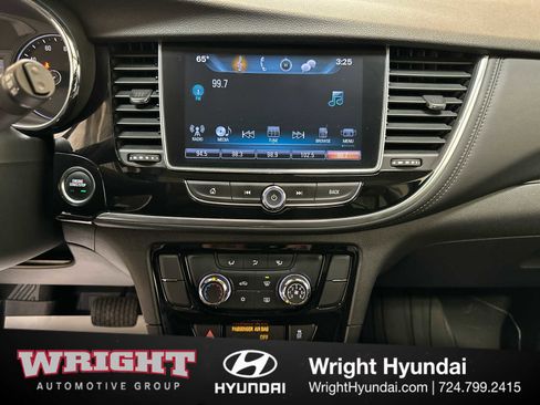 Used 2020 Buick Encore Preferred image 25