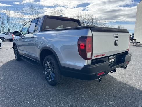 Used 2021 Honda Ridgeline Sport image 5