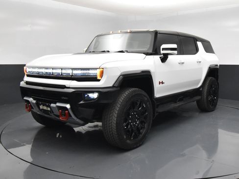 Used 2025 GMC Hummer EV 2X w/ LPO, Sport Package AWD/4WD image 2