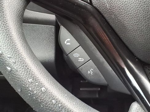 Used 2019 Honda HR-V EX image 28