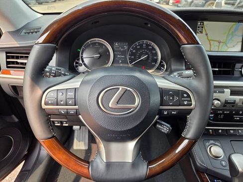 Used 2017 Lexus ES 350 FWD image 28