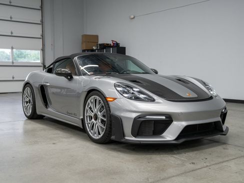 Used 2025 Porsche 718 Boxster Spyder RS RWD image 38