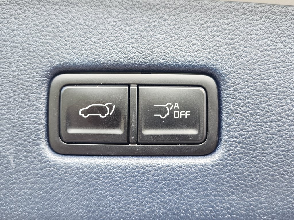 Certified 2025 Kia Carnival SX Prestige FWD image 15
