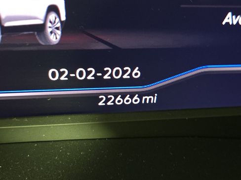 Used 2022 Volkswagen Atlas SEL image 19