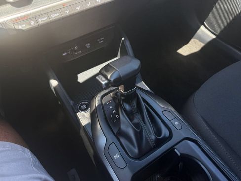 Used 2026 Kia K4 FWD image 40