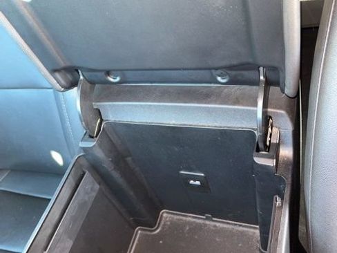 Used 2024 Chevrolet Silverado 1500 LTZ image 31