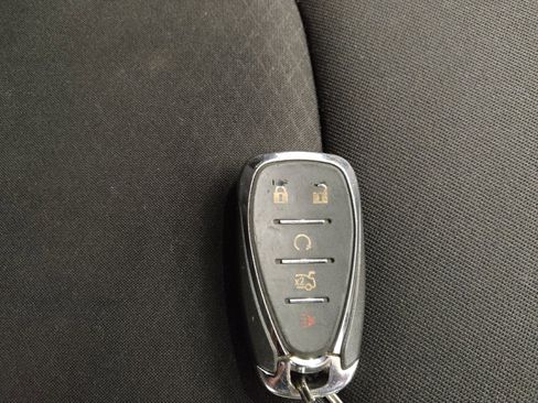 Used 2023 Chevrolet Malibu LT image 32