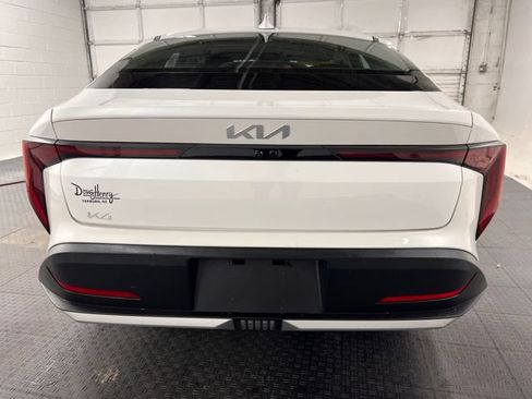 Used 2025 Kia K4 FWD image 6