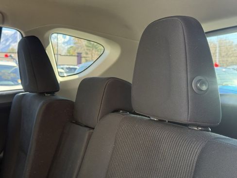 Used 2018 Toyota RAV4 LE w/ All Weather Liner Package image 24