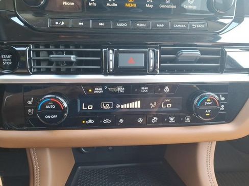 Certified 2025 Nissan Pathfinder Platinum w/ Cargo Package AWD/4WD image 22